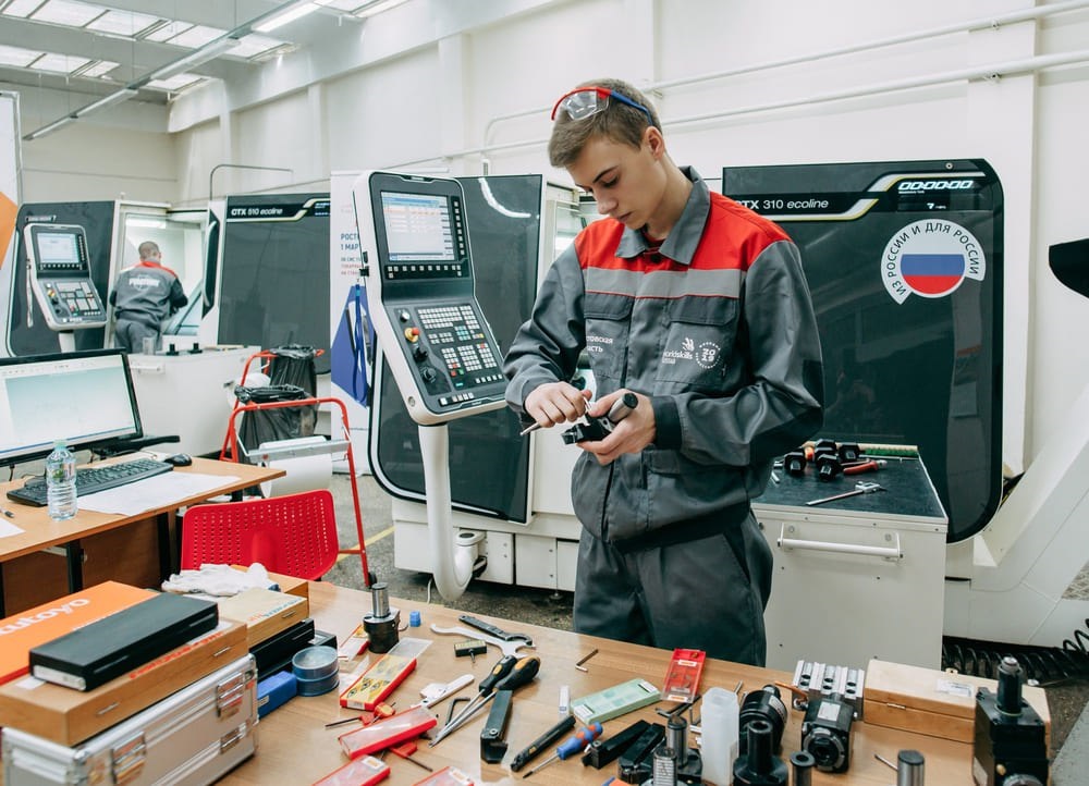 Ростсельмаш поможет обучению 1,7 тысячи будущих специалистов