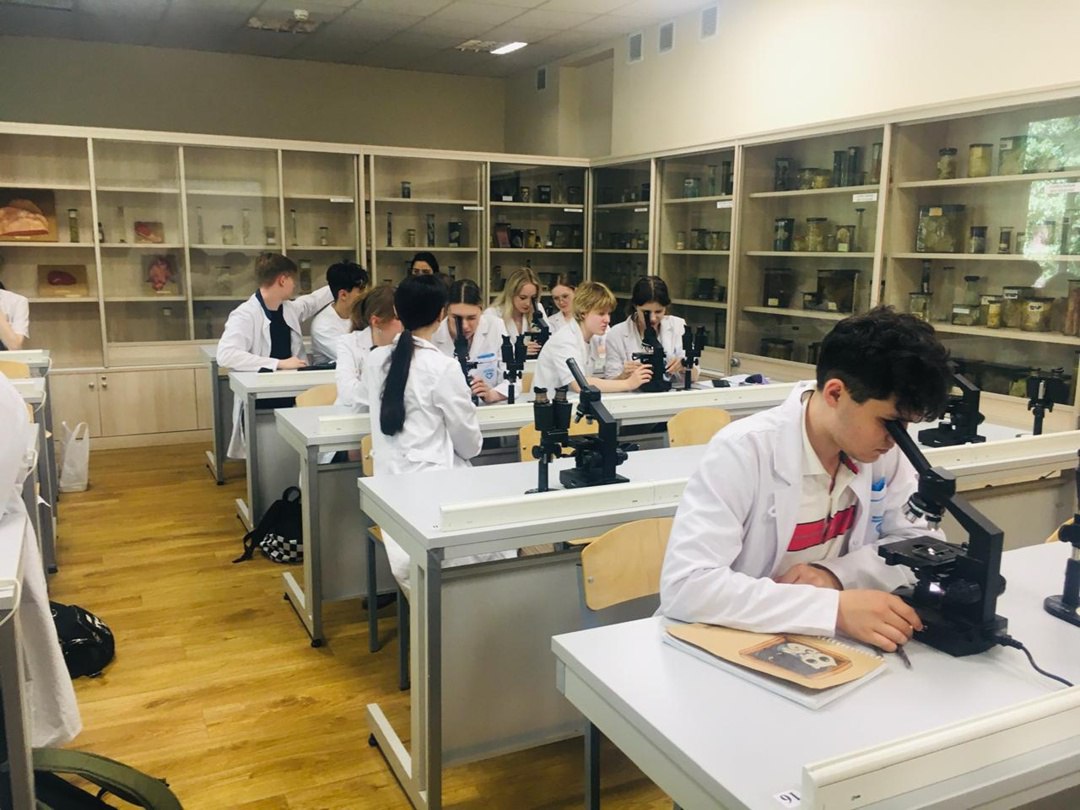 В МВА им.Скрябина познакомили школьников с наукой и профессией 